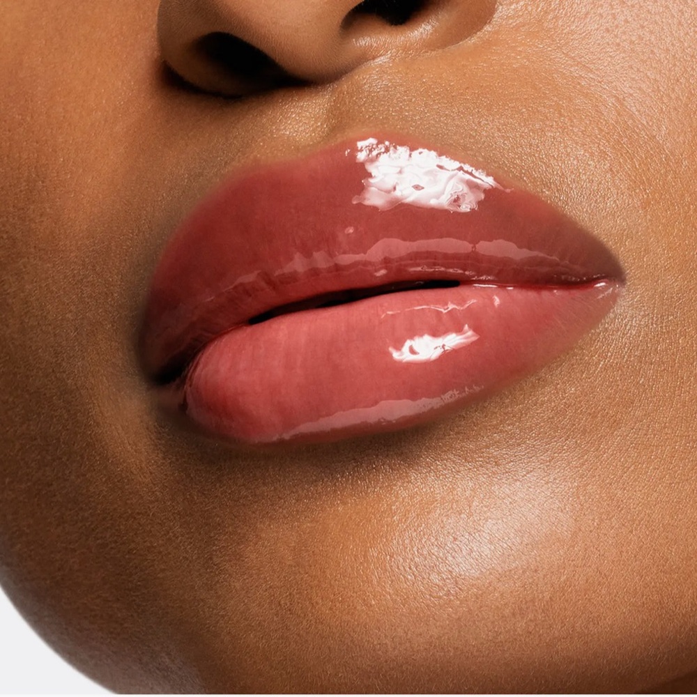Tom Ford: Gloss Luxe Moisturizing Lip Glosses (Inhibition (0.19oz) Full Size - Picture 9 of 10